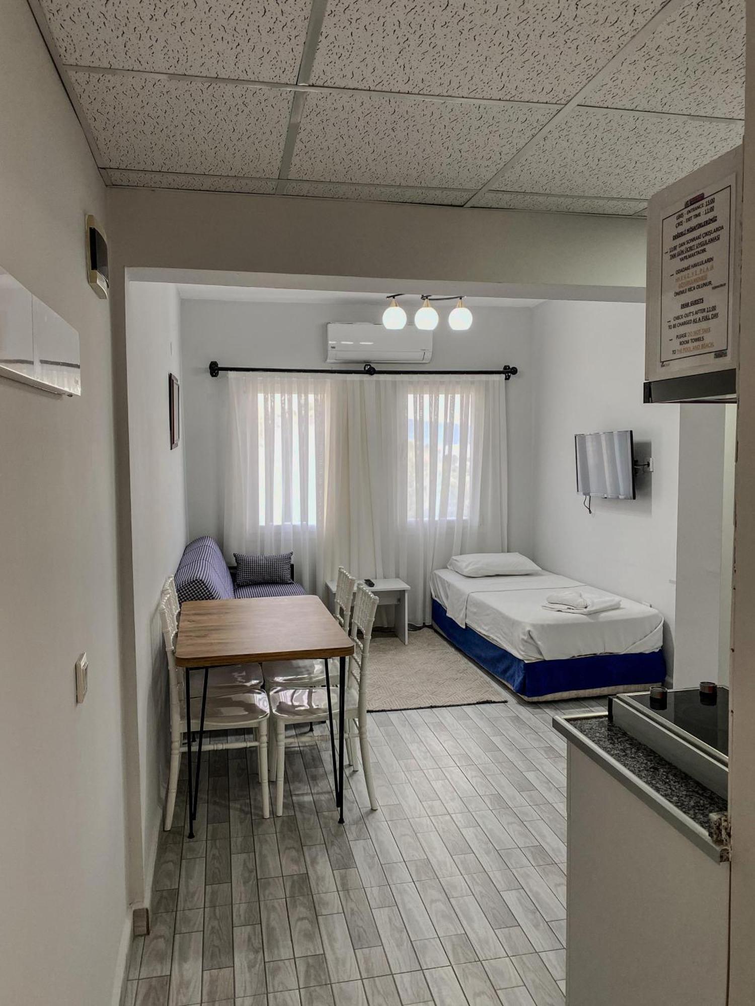 בודרום Izan Villa Bakis Apartments מראה חיצוני תמונה