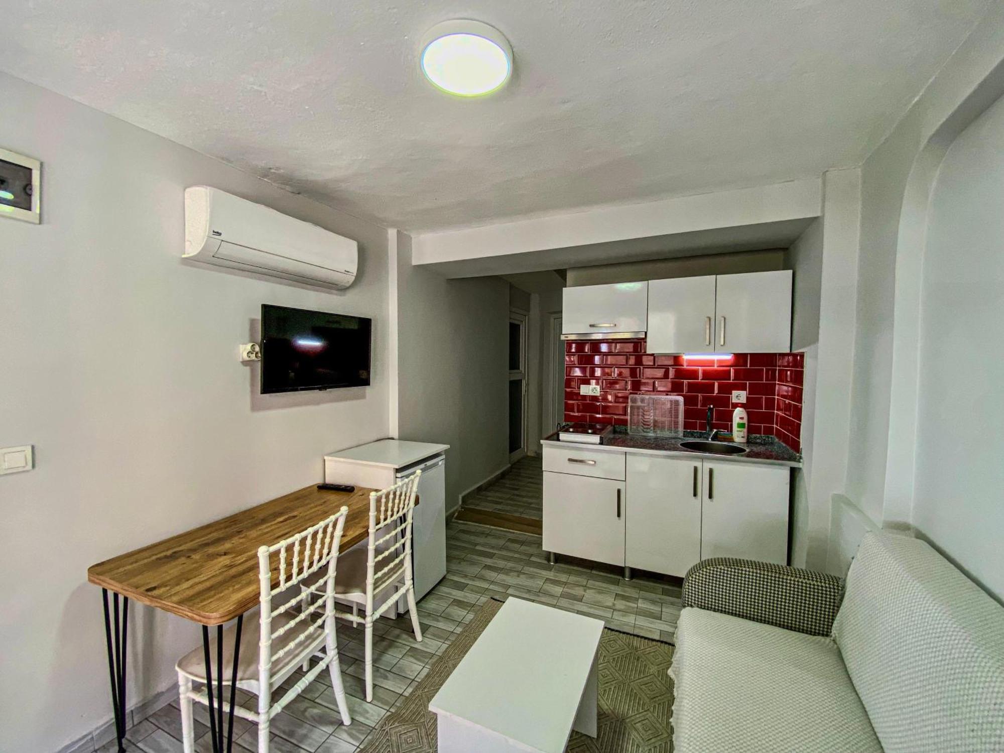 בודרום Izan Villa Bakis Apartments מראה חיצוני תמונה